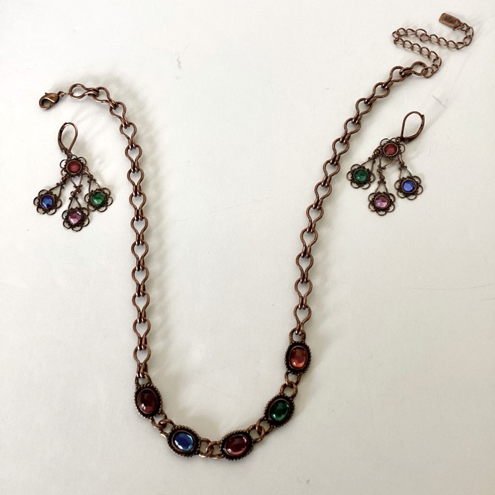 1928 Copper Tone Open Weave Chandelier Earrings Multicolor Rhinestones Vintage - Picture 7 of 8